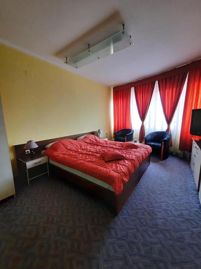 Motel Tiron Kakanj Εξωτερικό φωτογραφία