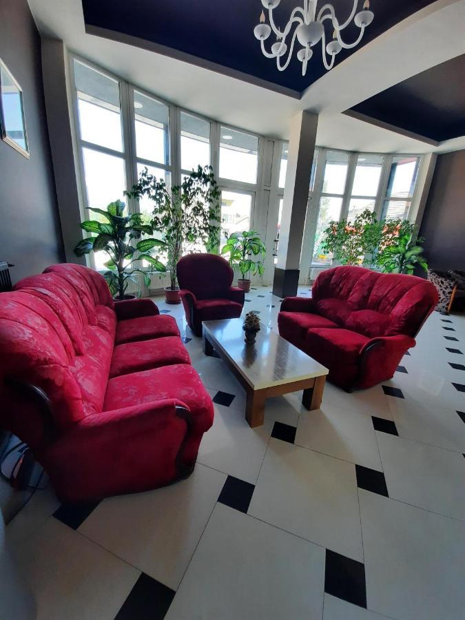 Motel Tiron Kakanj Εξωτερικό φωτογραφία