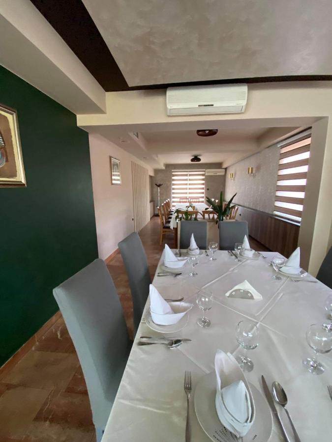 Motel Tiron Kakanj Εξωτερικό φωτογραφία